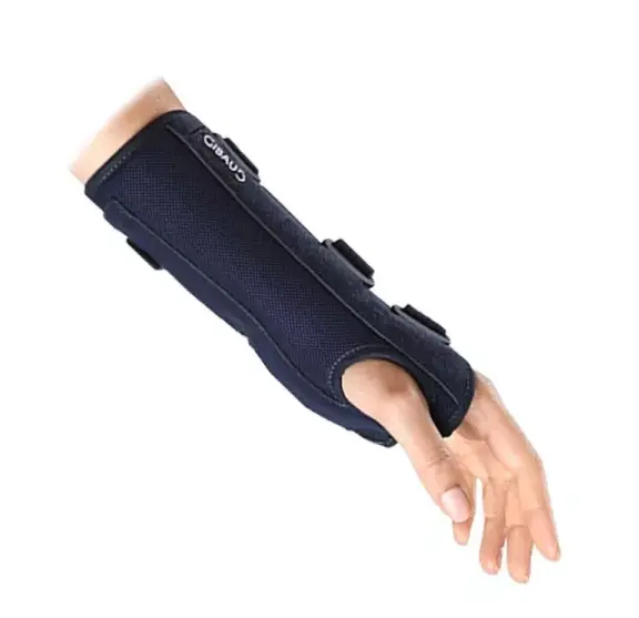 [724Ph240030140] Manugib Junior Trauma Poignet Droit Noir Gibaud 